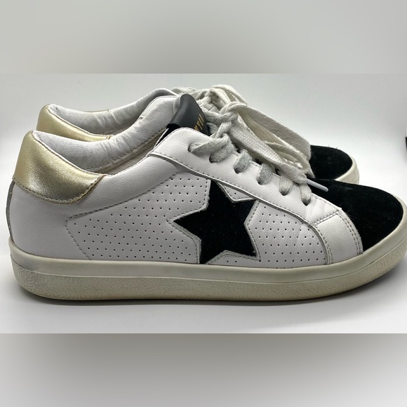 Steve Madden Shoes - Steve Madden Womens 7M Starling Star White Black Gold Sneakers Sporty Activewear